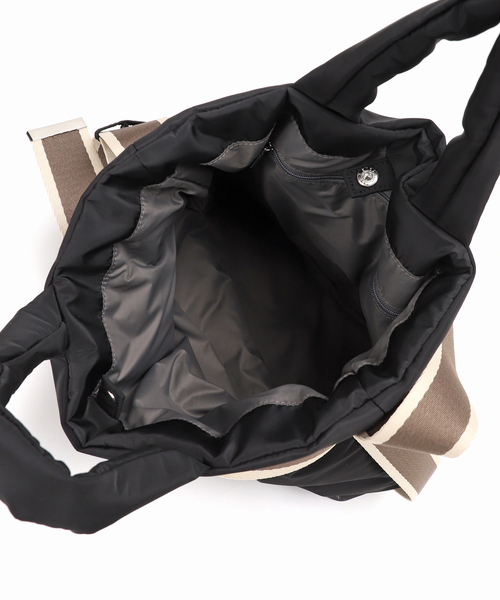 U by SPICK&SPAN（ユーバイスピックアンドスパン）の「【OUTDOOR / アウトドア】別注 Puilting 2way Tote M（トートバッグ・レディース・ブラック・FREE）」の15枚目の写真