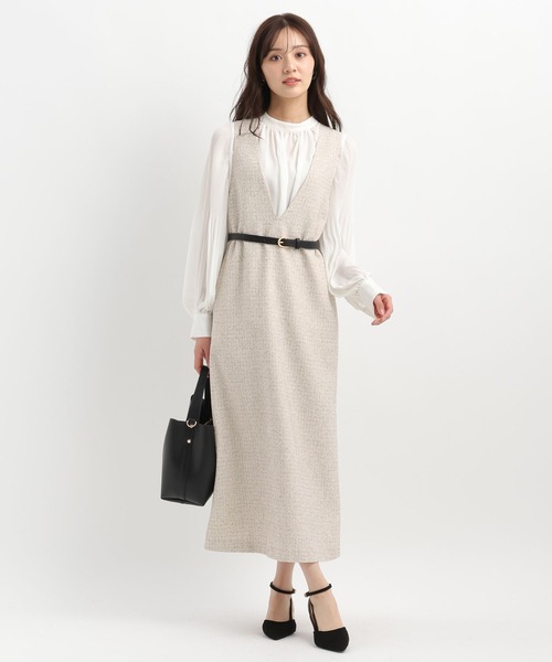 Andemiu（アンデミュウ）の「ベルトツキVネックジャンスカ646324（ジャンパースカート・レディース・アイボリー/ブラック/ブルー・FREE）」の8枚目の写真