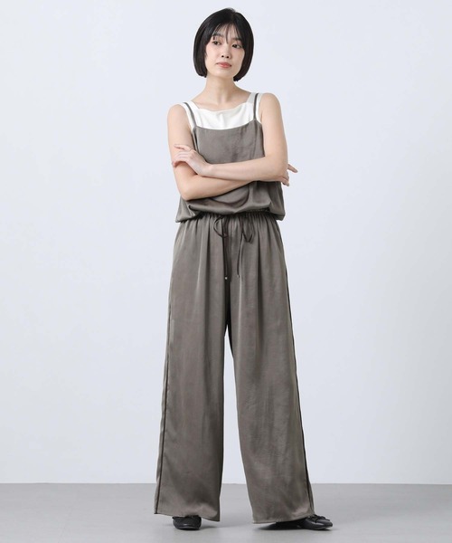 Gready Brilliant(グレディブリリアン)の「LUサテンキャミサロペ(ワンピース・レディース・ネイビー/モカ・38)」の7枚目の写真