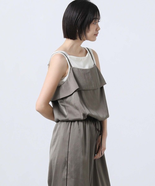 Gready Brilliant(グレディブリリアン)の「LUサテンキャミサロペ(ワンピース・レディース・ネイビー/モカ・38)」の9枚目の写真