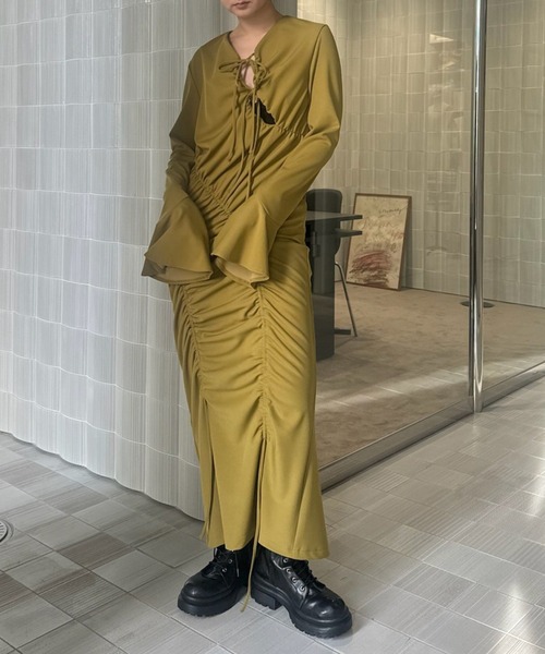 GATHER DETAIL CUT DRESS（ワンピース）｜Ameri（アメリ）の