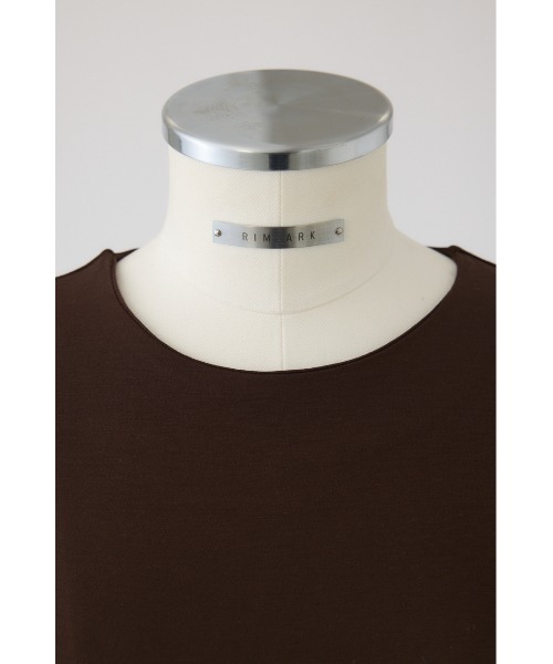 RIM.ARK(リムアーク)の「Cropped tight tops クロップド タイト トップス(Tシャツ/カットソー・レディース・杢グレー/オフホワイト/ブラック/ダークブラウン・FREE)」の16枚目の写真