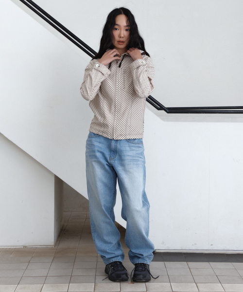 PARAKEET（パラキート）の「ドットフードパーカー ジップアップシャツジャケット (ベージュ)（ナイロンジャケット・レディース・ベージュ・FREE）」の3枚目の写真