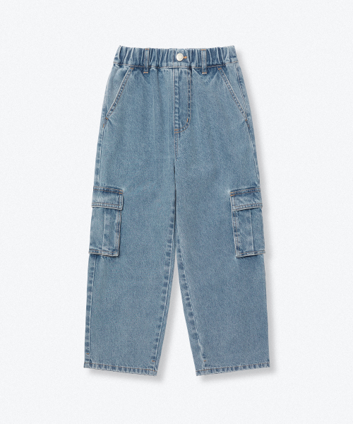 MUSINSA STANDARD KIDS（ムシンサスタンダードキッズ）の「ワイドカーゴバンディングデニムパンツ[ライトインディゴ]（デニムパンツ・レディース・その他・110/120/130/140/150/160）」の3枚目の写真