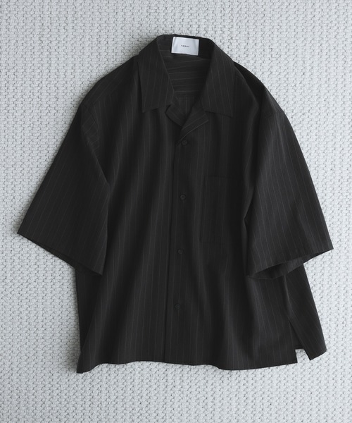remer(リメール)の「ルーズベーシックシャツ〈ストライプ〉 / loose basic shirt - stripe(シャツ/ブラウス・メンズ・チャコールグレー/グレー・LARGE/X-SMALL/MEDIUM/SMALL)」の4枚目の写真