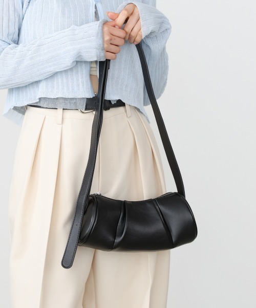 Bab(バブ)の「サークルクロワッサンショルダーバッグ(ショルダーバッグ・レディース・モカ/アイボリー/ブラック・ONESIZE)」の9枚目の写真