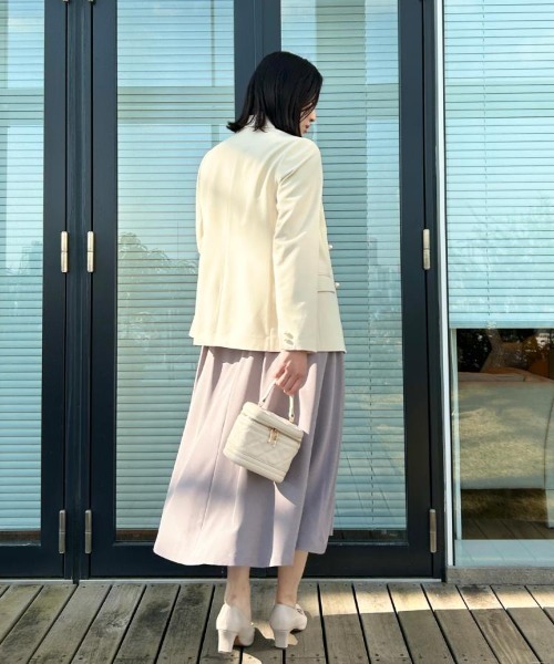 couture brooch（クチュールブローチ）の「【洗える・通勤】パール調ボタン テーラードジャケット（テーラードジャケット・レディース・ベージュ/ライトベージュ/ネイビー/ベージュ系8・38/36/42/40）」の12枚目の写真