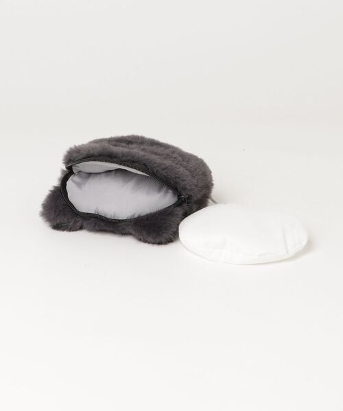 AS KNOW AS plus（アズノゥアズプラス）の「ふわもこ アニマルポケットウォーマー（ポーチ・レディース・D/A・FREE）」の22枚目の写真