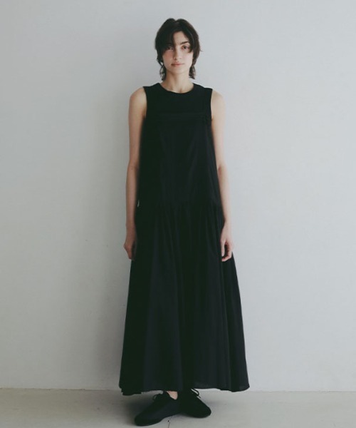 ETRE TOKYO（エトレトウキョウ）の「【先行予約限定 10％OFF】レースコットンキャミワンピース（ワンピース・レディース・ブラック/ホワイト/ブルー・S/M）」の2枚目の写真