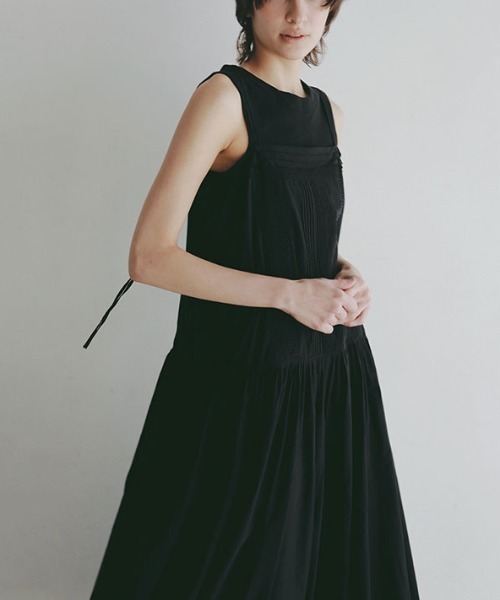 ETRE TOKYO（エトレトウキョウ）の「【先行予約限定 10％OFF】レースコットンキャミワンピース（ワンピース・レディース・ブラック/ホワイト/ブルー・S/M）」の9枚目の写真