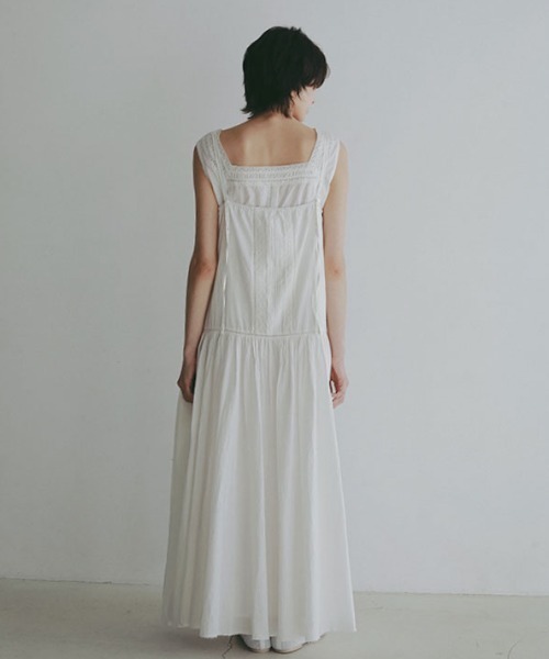 ETRE TOKYO（エトレトウキョウ）の「【先行予約限定 10％OFF】レースコットンキャミワンピース（ワンピース・レディース・ブラック/ホワイト/ブルー・S/M）」の16枚目の写真