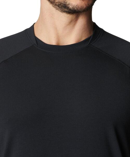 UNDER ARMOUR(アンダーアーマー)の「UAモチベート ソフト ショートスリーブ Tシャツ(トレーニング/メンズ)(Tシャツ/カットソー・メンズ・ブラック・S/M/L/XL/3XL/2XL)」の4枚目の写真
