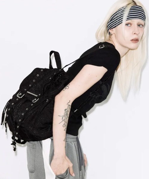FANCY CLUB(ファンシークラブ)の「◇FANCYCLUB◇ブランド直輸入正規品/サテン アイレット バックパック SATIN EYELET BACKPACK(バックパック/リュック・レディース・ホワイト/ブラック・FREE)」の13枚目の写真
