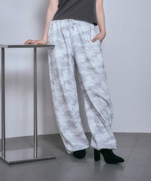 ANDGEEBEE（アンジービー）の「ラインストーンロゴスウェットパンツ（スウェットパンツ）」