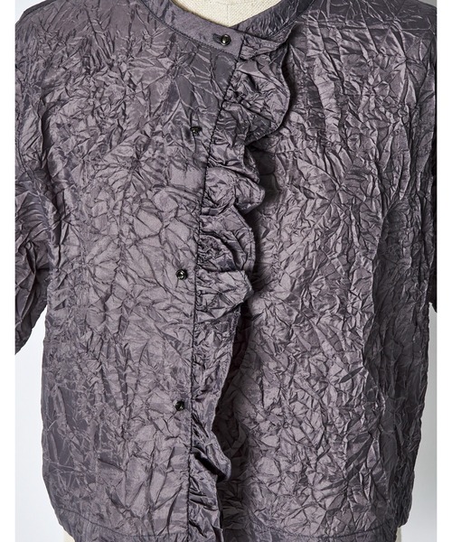 RUMCHE(ラムシェ)の「Catch Washer Cropped Tops / キャッチワッシャークロップドトップス(シャツ/ブラウス・レディース・ベージュ/グレー・FREE)」の14枚目の写真