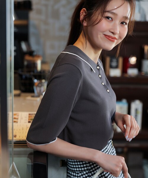 ANY SIS(エニィスィス)の「【アイスタッチ】ポロ ニット(ニット/セーター・レディース・グレー系/アイボリー系/スカイブルー系/ライトグレー系・X-LARGE)」の5枚目の写真