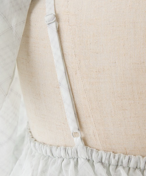 one after another NICE CLAUP(ワンアフターアナザーナイスクラップ)の「肩リボンティアードキャミワンピース(ワンピース・レディース・サックスブルー/オフホワイト/チェック/ミント・MEDIUM/SMALL)」の11枚目の写真