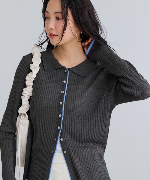 VIS（ビス）の「ポロ襟配色シアーリブカーディガン/イージーケア（カーディガン/ボレロ・レディース・チャコールグレー/ベージュ/ピンク・FREE）」の10枚目の写真