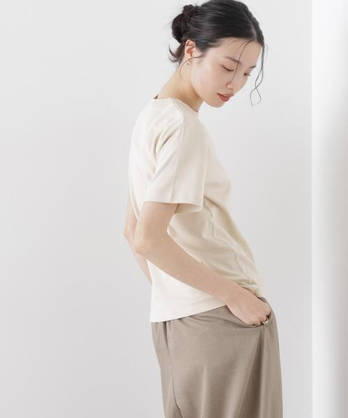 NANO universe(ナノユニバース)の「Repur加工 スムースシルケットクルーネックTシャツ(Tシャツ/カットソー・レディース・ブラック/ベージュ/ホワイト・FREE)」の19枚目の写真