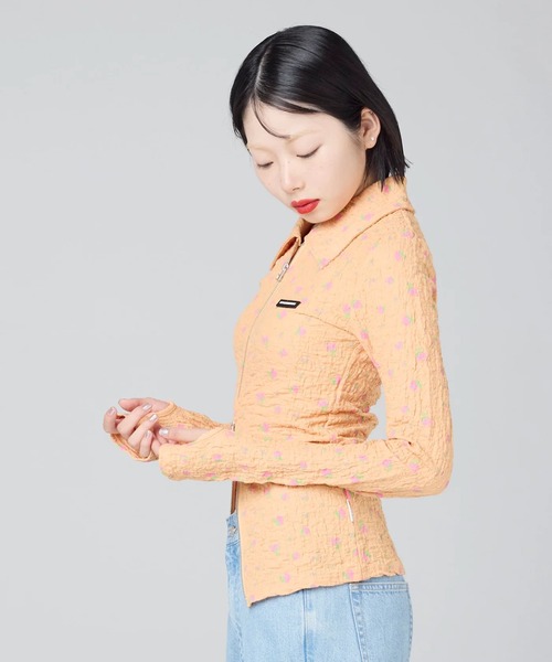 Little sunny bite(リトルサニーバイト)の「littlesunnybite/リトルサニーバイト/floral zip up cardigan(カーディガン/ボレロ・レディース・アイボリー/ピンク/オレンジ・M/S)」の9枚目の写真