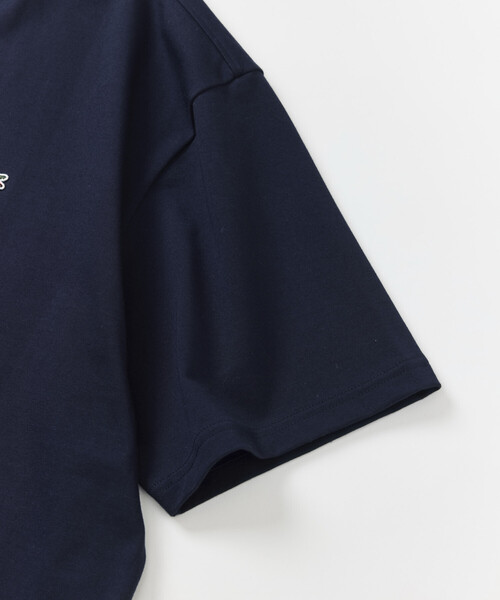 LACOSTE(ラコステ)の「LACOSTE/ラコステ 【別注】スピンドル付き 半袖Tシャツ 吸水性 接触冷感 リラックスシルエット(Tシャツ/カットソー・メンズ・ブラック/ネイビー/ピンク/イエロー/オリーブ/オフホワイト・SMALL/MEDIUM/LARGE)」の13枚目の写真