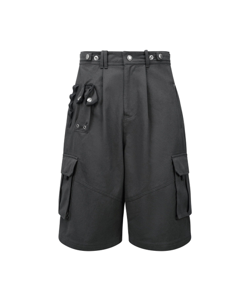 NACHE(ナチェ)の「WIDE CARGO HALF PANTS (UNISEX) CHARCOAL(その他パンツ・レディース・その他・0/1/2)」の3枚目の写真