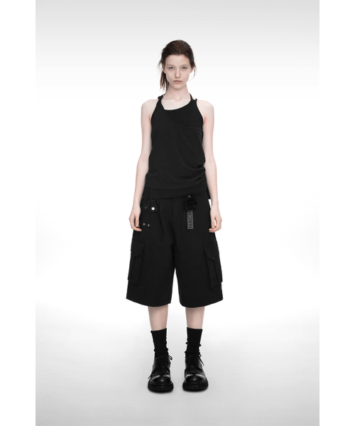 NACHE(ナチェ)の「WIDE CARGO HALF PANTS (UNISEX) CHARCOAL(その他パンツ・レディース・その他・0/1/2)」の5枚目の写真