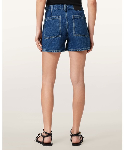 ALLSAINTS(オールセインツ)の「TAY MID RISE DENIM SHORTS | TAY ミッドライズ デニム ショーツ(デニムパンツ・レディース・ダークインディゴブルー・24/25/26/27)」の5枚目の写真