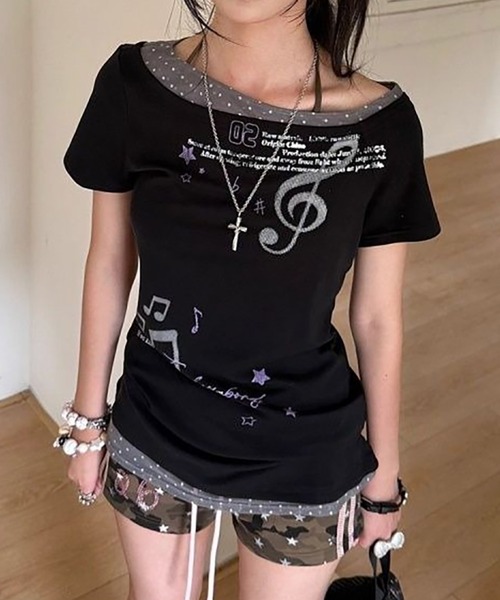 Girly Doll(ガーリードール)の「レイヤードデザイングラフィックTシャツ(Tシャツ/カットソー・レディース・ブラック・S/M/L)」の1枚目の写真
