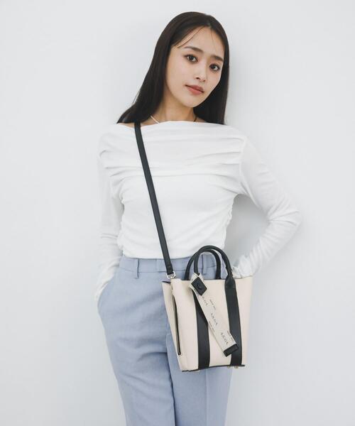 RODE SKO(ロデスコ)の「『別注』AJUGA.×RODE SKO ロゴリボン付ショルダーバッグ(ショルダーバッグ・レディース・オフホワイト/アイボリー/イエロー/ベージュ・ONE)」の21枚目の写真