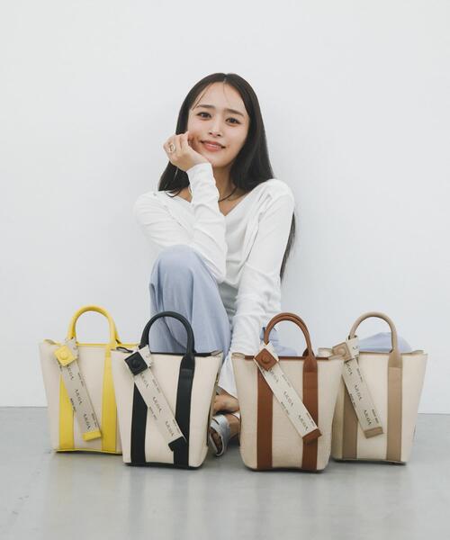 RODE SKO(ロデスコ)の「『別注』AJUGA.×RODE SKO ロゴリボン付ショルダーバッグ(ショルダーバッグ・レディース・オフホワイト/アイボリー/イエロー/ベージュ・ONE)」の3枚目の写真