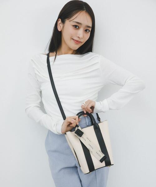 RODE SKO(ロデスコ)の「『別注』AJUGA.×RODE SKO ロゴリボン付ショルダーバッグ(ショルダーバッグ・レディース・オフホワイト/アイボリー/イエロー/ベージュ・ONE)」の2枚目の写真