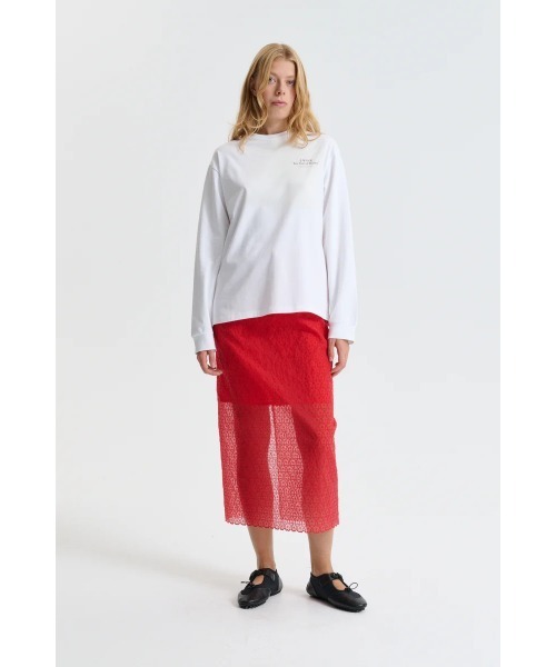 CECILIE BAHNSEN(セシリー バンセン)の「LONG SLEEVE T-SHIRT-TEN YEARS OF BEAUTY(Tシャツ/カットソー・レディース・レッド・S/M)」の2枚目の写真