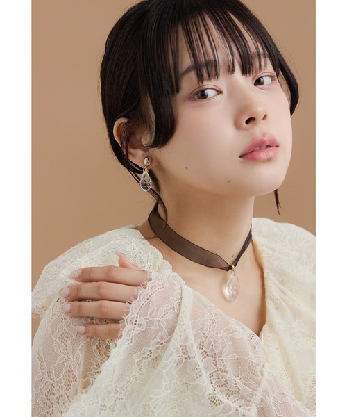 niana(ニアナ)の「クリスタルイヤリング ゴールド シルバー 結婚式 二次会 同窓会 成人式 パーティー お呼ばれ オケージョン フォーマル(イヤリング・レディース・ゴールド/シルバー・FREE)」の5枚目の写真
