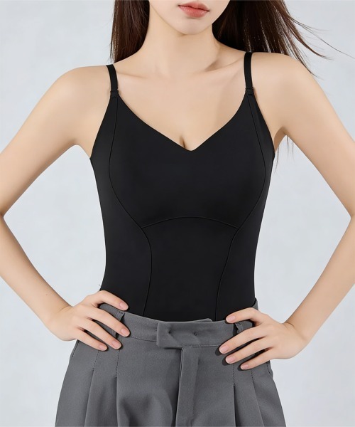 Miniministore(ミニミニストア)の「カップ付きキャミソールUバックブラトップ(キャミソール・レディース・アイボリー/ブラック/ベージュ/モカ・FREE)」の11枚目の写真