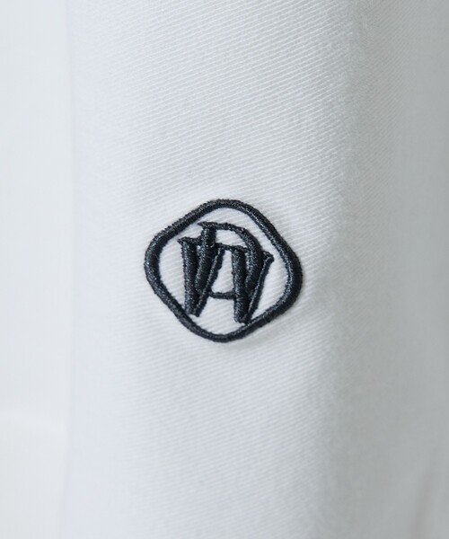 DESIGNWORKS（デザインワークス）の「【接触冷感 / COVEROSS(R) 】スキッパーポロシャツ / セットアップ対応（ポロシャツ・メンズ・ブラック/ホワイト・46/50/48）」の9枚目の写真