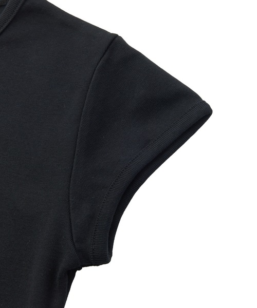 X-girl(エックスガール)の「FACE AND LOGO PATCH S/S BABY TEE(Tシャツ/カットソー・レディース・ホワイト/ブラック/ピンク・S/M)」の10枚目の写真