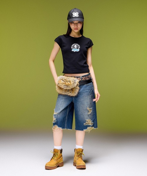 X-girl(エックスガール)の「FACE AND LOGO PATCH S/S BABY TEE(Tシャツ/カットソー・レディース・ホワイト/ブラック/ピンク・S/M)」の5枚目の写真