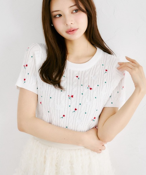 tocco closet(トッコ クローゼット)の「【ZOZO限定】小鳥フラワーエンブロイダリーサマーニットトップス(ニット/セーター・レディース・ピンク/ホワイト・M)」の6枚目の写真