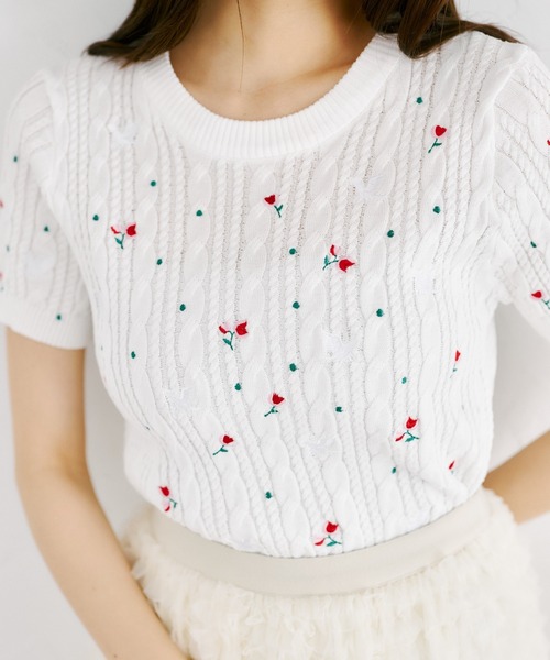 tocco closet(トッコ クローゼット)の「【ZOZO限定】小鳥フラワーエンブロイダリーサマーニットトップス(ニット/セーター・レディース・ピンク/ホワイト・M)」の7枚目の写真