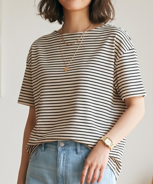 MULEXS(ミューレクス)の「【接触冷感】細ボーダー ボートネック 半袖Tシャツ カットソー 綿モダール(Tシャツ/カットソー・レディース・アイボリー/ライトグレー/オフホワイト・L/M)」の1枚目の写真