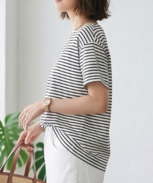 MULEXS(ミューレクス)の「【接触冷感】細ボーダー ボートネック 半袖Tシャツ カットソー 綿モダール(Tシャツ/カットソー・レディース・アイボリー/ライトグレー/オフホワイト・L/M)」の12枚目の写真