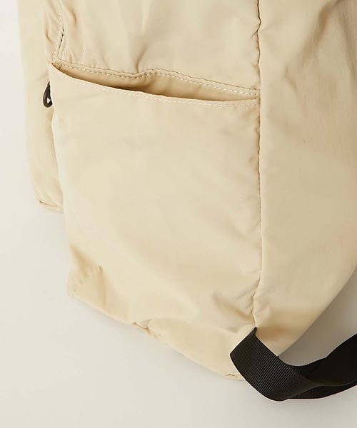 HIGH! STANDARD(ハイスタンダード)の「MT. RAINIER DESIGN × HIGH! STANDARD /ウィンドシェッド デラックスパック(バックパック/リュック・メンズ・ベージュ/カーキ系/オリーブ/チャコール・ONE)」の16枚目の写真