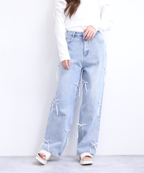 Re:EDIT(リエディ)の「リボン付きルーズワイドデニム(デニムパンツ・レディース・ブルー・Mサイズ/long)」の6枚目の写真
