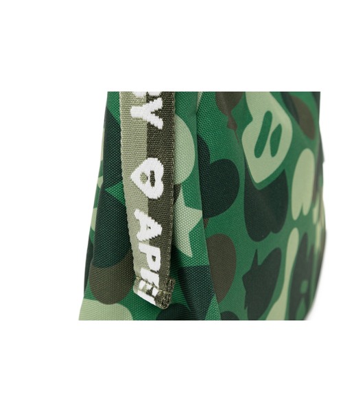 A BATHING APE（アベイシングエイプ）の「HEART BADGE CROSSBODY CAMO MINI BAG #2（ショルダーバッグ・レディース・グリーン・FREE）」の4枚目の写真