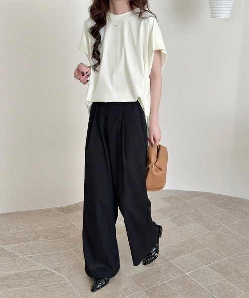 DAY CLOSET(デイ クローゼット)の「【接触冷感/脇見せ防止】ベーシック 無地 フレンチスリーブ オーバーサイズ シャツ レディース(Tシャツ/カットソー・レディース・チャコールグレー/グレイッシュベージュ/アイボリー/ブラック・L/M)」の7枚目の写真