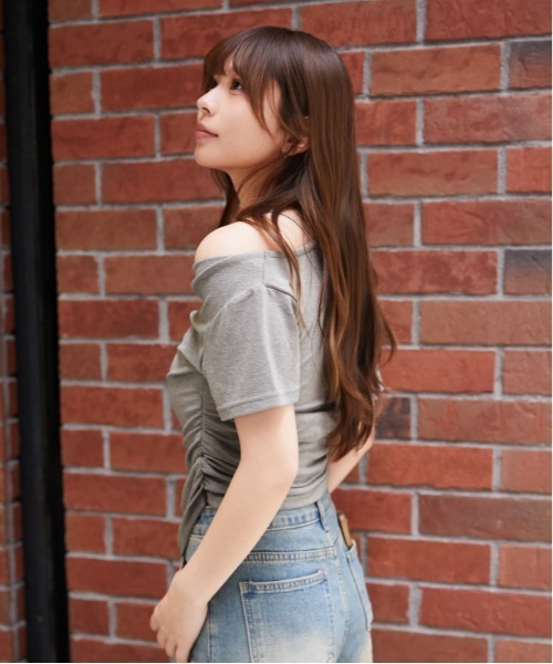 GORGE(ゴージ)の「《ドレープデザイン》カットソー/韓国フェミニン/全3色(Tシャツ/カットソー・レディース・ブラック/オフホワイト/グレー・F)」の8枚目の写真
