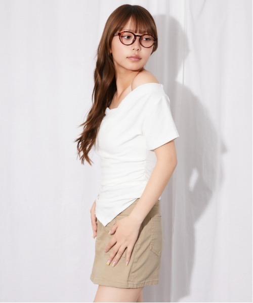 GORGE(ゴージ)の「《ドレープデザイン》カットソー/韓国フェミニン/全3色(Tシャツ/カットソー・レディース・ブラック/オフホワイト/グレー・F)」の16枚目の写真