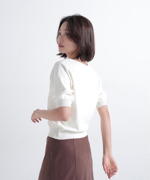 NATURAL BEAUTY BASIC(ナチュラルビューティーベーシック)の「Vネックレーストリムニット(ニット/セーター・レディース・オフホワイト/ブルー/ブラック・フリ-)」の15枚目の写真
