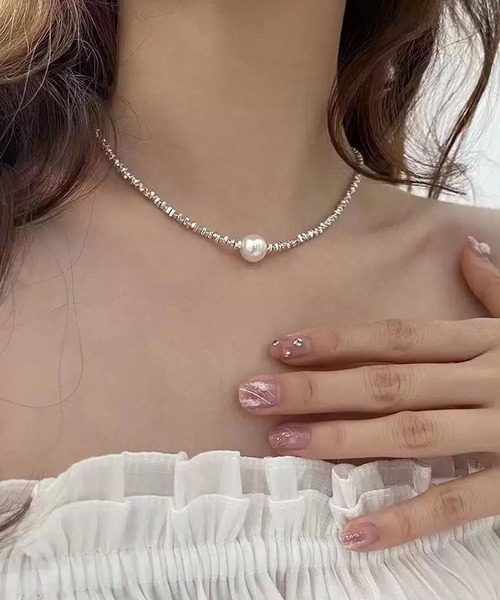 VIBGYOR（ヴィブジョー）の「【EIZZ/アイズ】一粒パール調ビジュー ニュアンスチェーン ネックレス（ネックレス・レディース・シルバー・FREE）」の5枚目の写真
